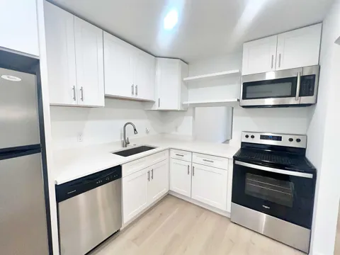 6000 NW 64TH AVENUE #303