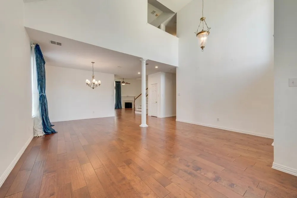 5214 Alazan Bay Drive Rowlett, TX 75089