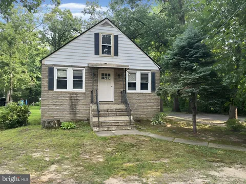 268 SLOAN AVENUE
