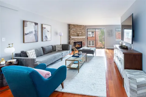 89 Broadway #117