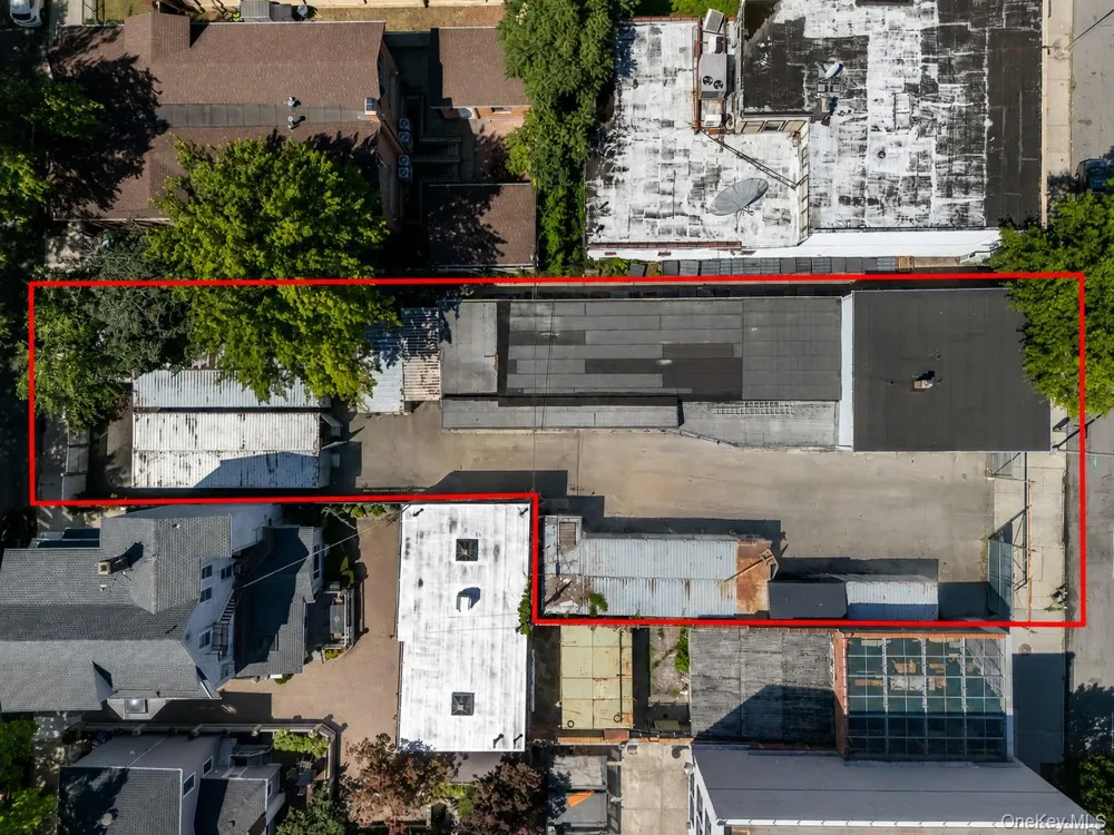 21120 Northern Boulevard Bayside, NY 11361