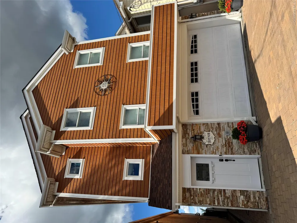 839 W Park Avenue Long Beach, NY 11561