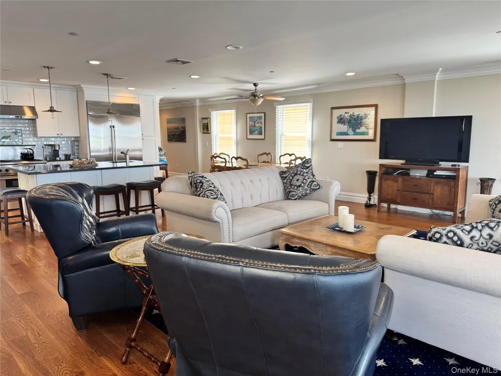 839 W Park Avenue Long Beach, NY 11561