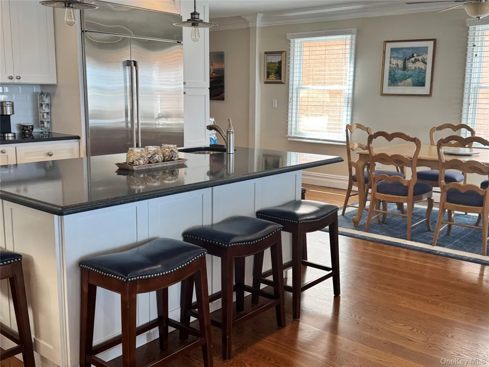839 W Park Avenue Long Beach, NY 11561