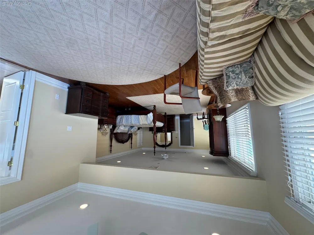 839 W Park Avenue Long Beach, NY 11561