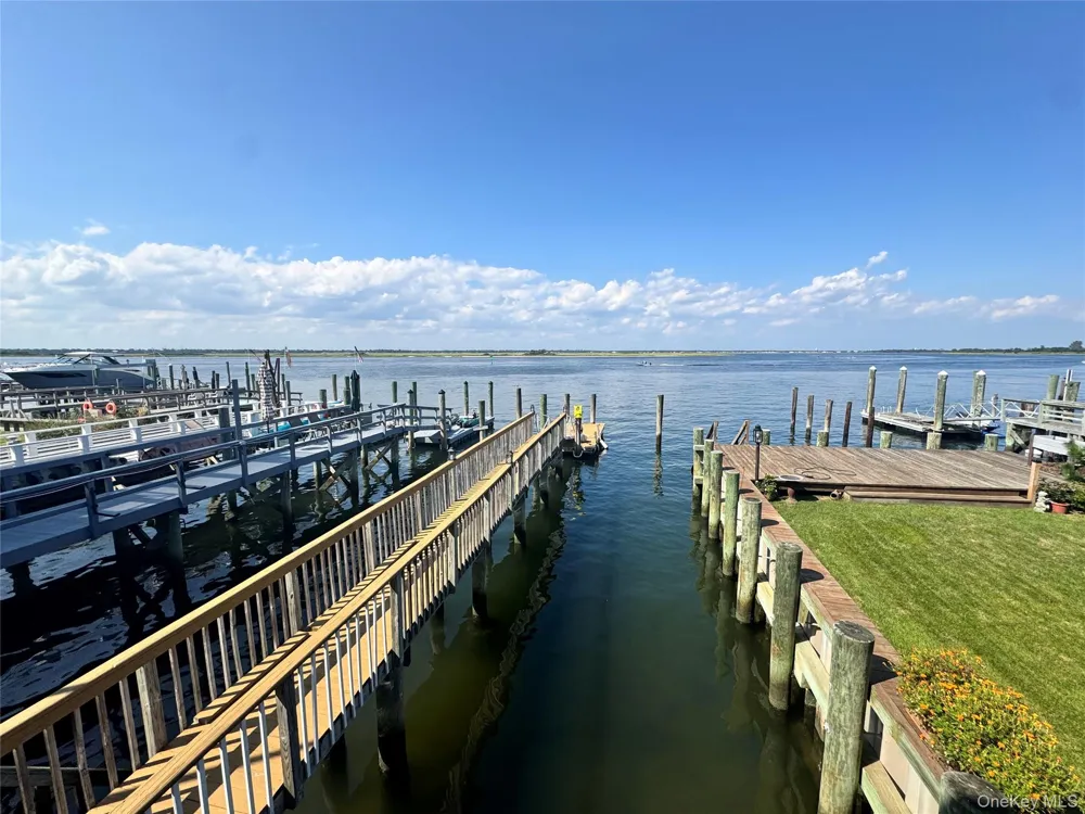 839 W Park Avenue Long Beach, NY 11561