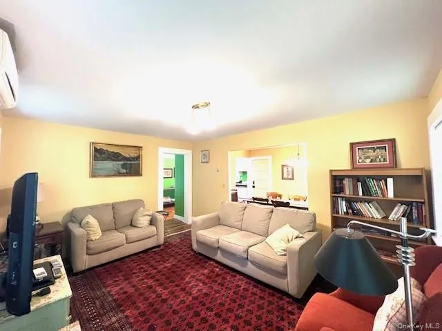 3 Rennenberg Road Highland Lake, NY 12743