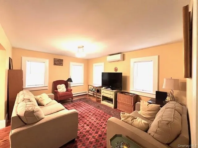 3 Rennenberg Road Highland Lake, NY 12743
