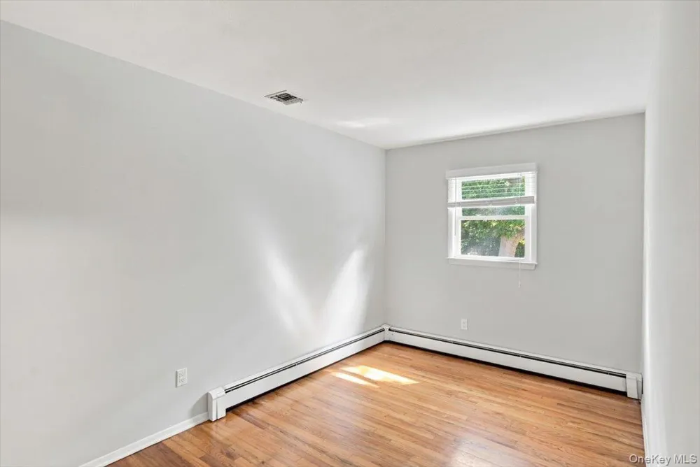 189 Belleview Avenue Center Moriches, NY 11934