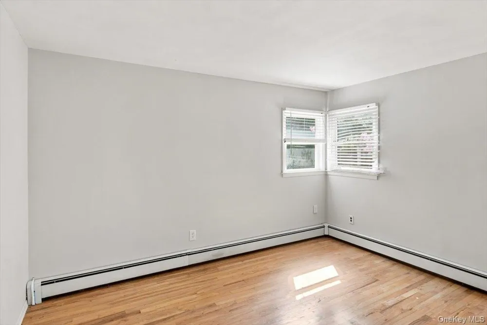 189 Belleview Avenue Center Moriches, NY 11934