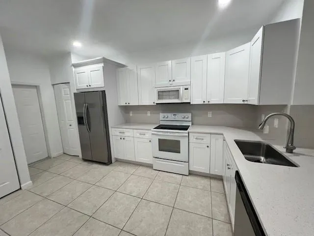 4150 FOREST DRIVE Weston, FL 33332