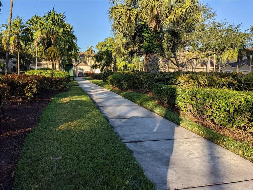 4150 FOREST DRIVE Weston, FL 33332