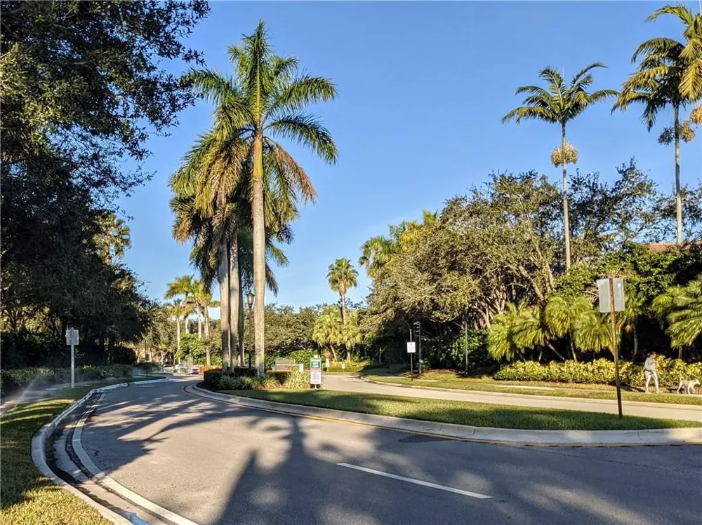 4150 FOREST DRIVE Weston, FL 33332