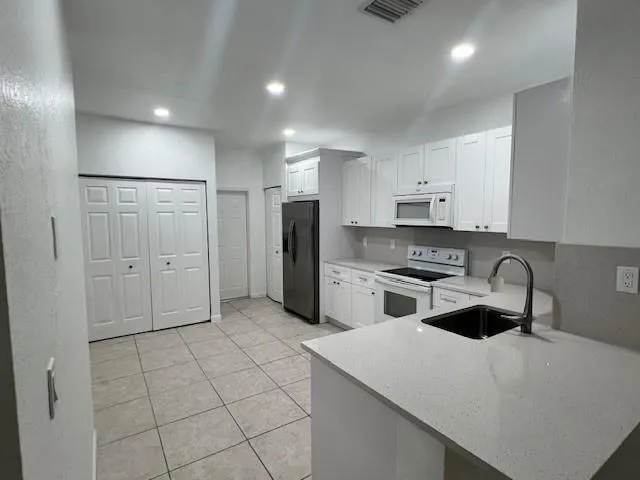 4150 FOREST DRIVE Weston, FL 33332