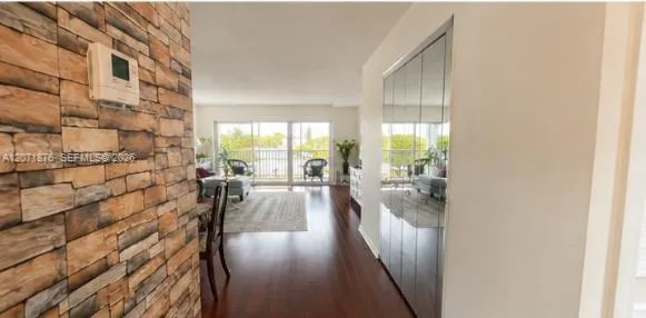 215 SE 3rd Ave #308C Hallandale Beach, FL 33009
