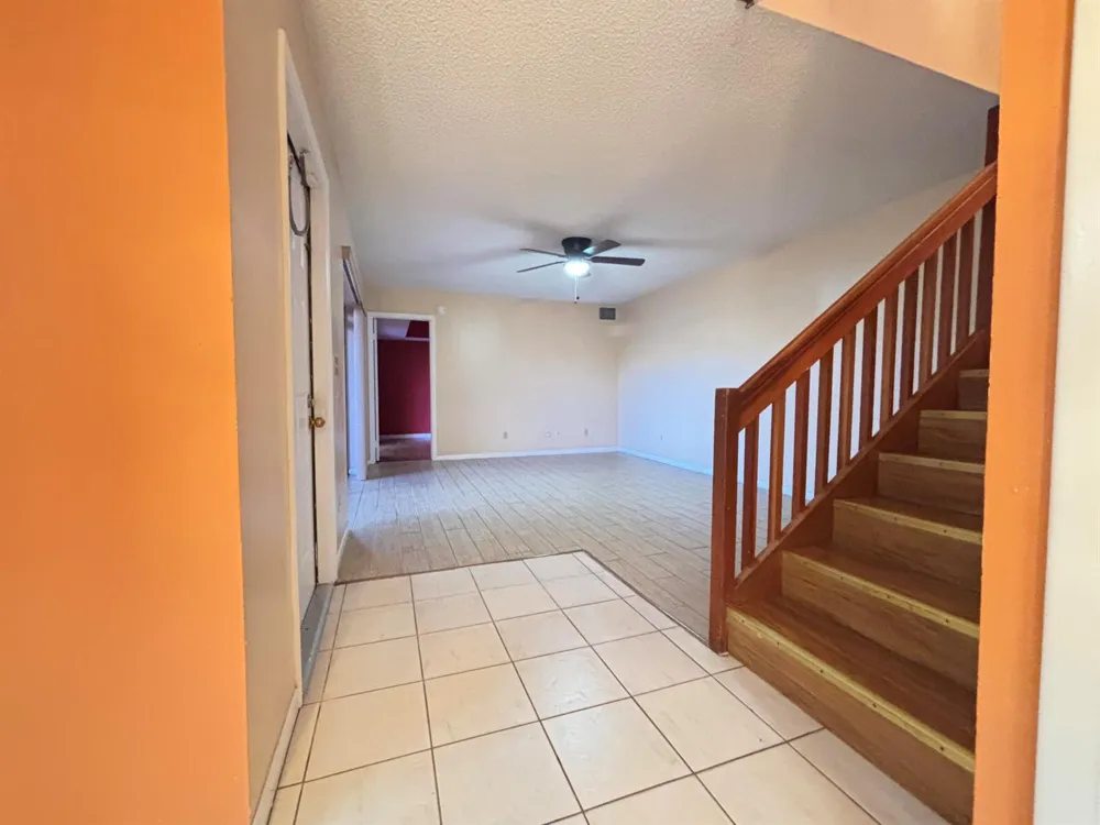 1701 S CORAL TERRACE #1701 North Lauderdale, FL 33068