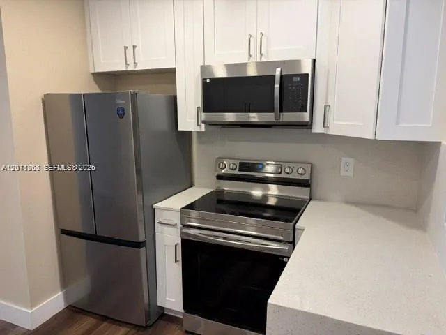 206 NE 1st Ct #1 North Dania Beach, FL 33004