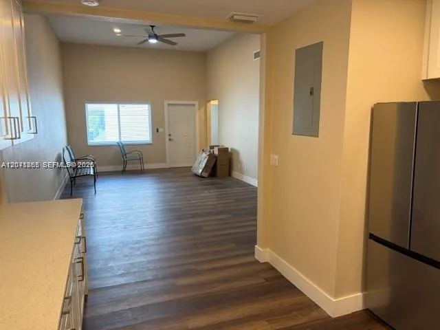 206 NE 1st Ct #1 North Dania Beach, FL 33004
