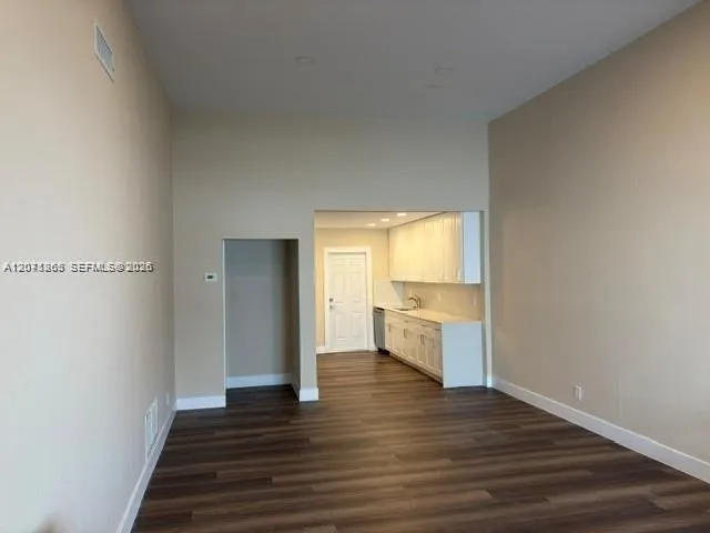 206 NE 1st Ct #1 North Dania Beach, FL 33004