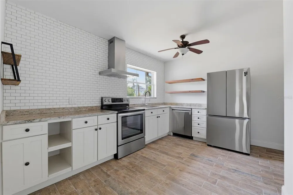 3030 A 5TH STREET St Petersburg, FL 33704