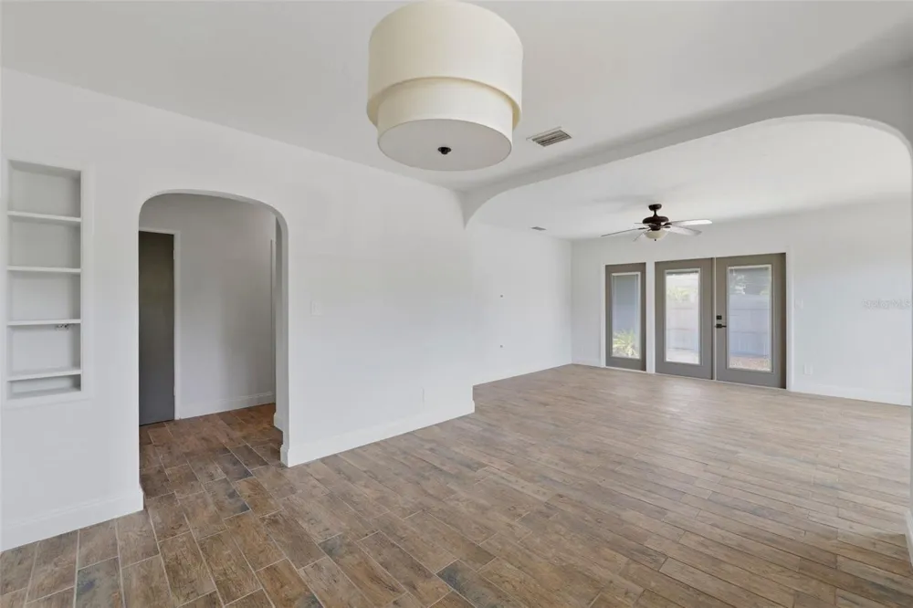 3030 A 5TH STREET St Petersburg, FL 33704