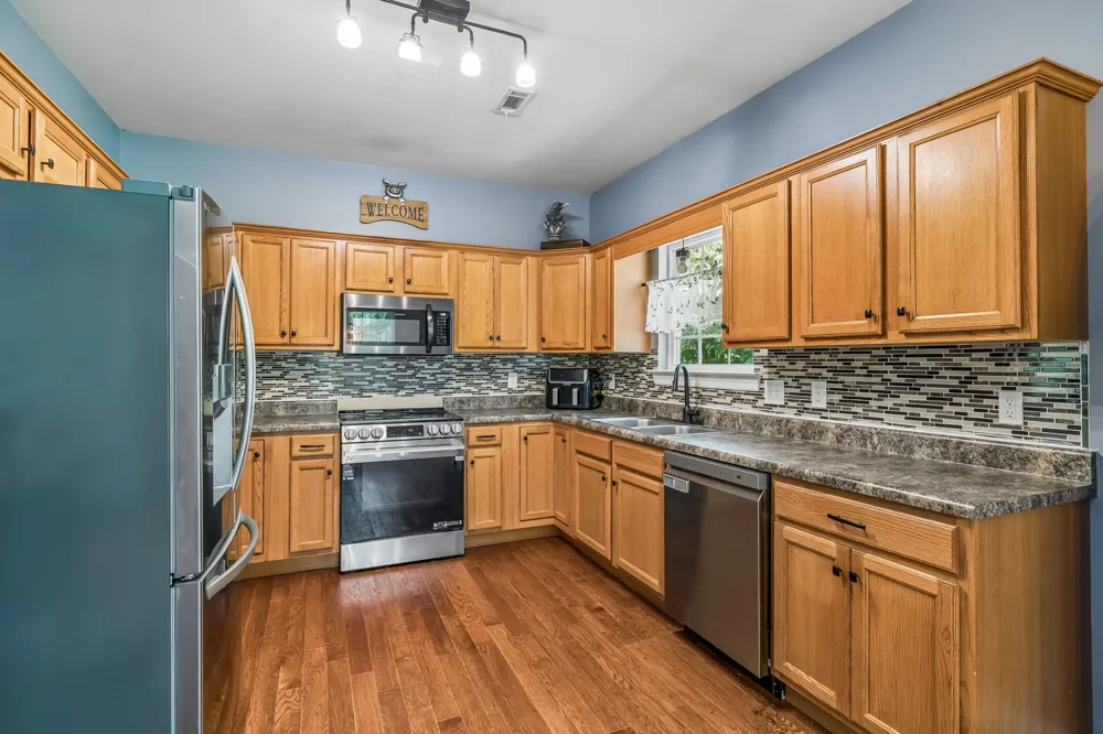 135 Shiloh Ln Smithville, TN 37166