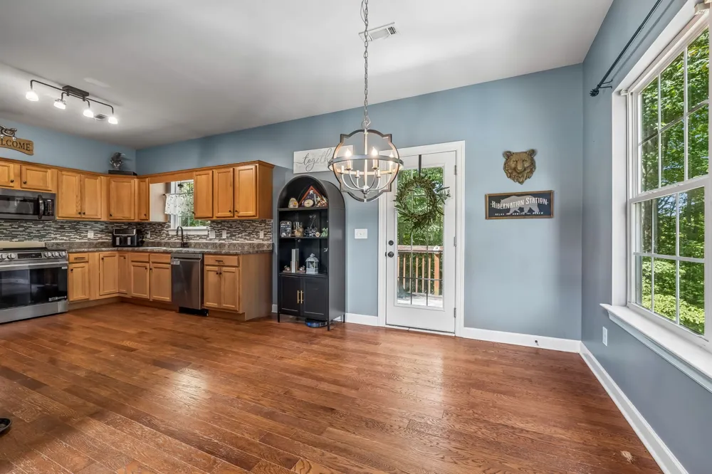 135 Shiloh Ln Smithville, TN 37166