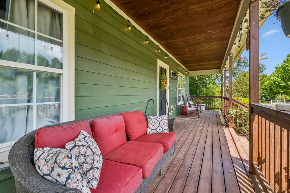 135 Shiloh Ln Smithville, TN 37166