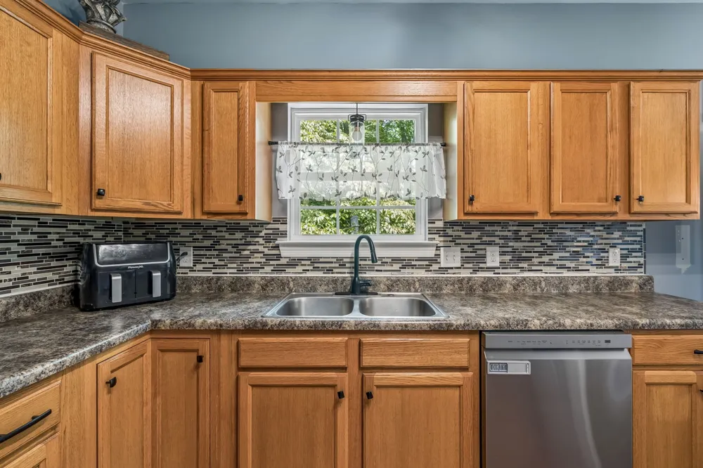 135 Shiloh Ln Smithville, TN 37166