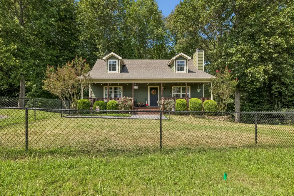 135 Shiloh Ln Smithville, TN 37166