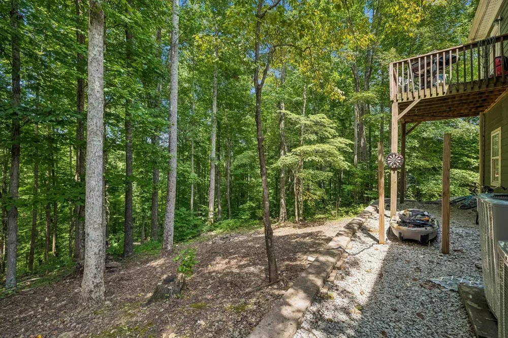 135 Shiloh Ln Smithville, TN 37166