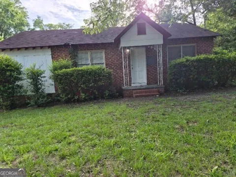 2058 Melton AVE