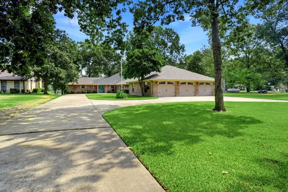 665 Private Road 5881 Yantis, TX 75497