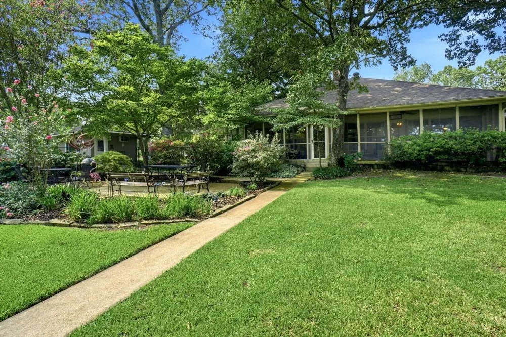 665 Private Road 5881 Yantis, TX 75497