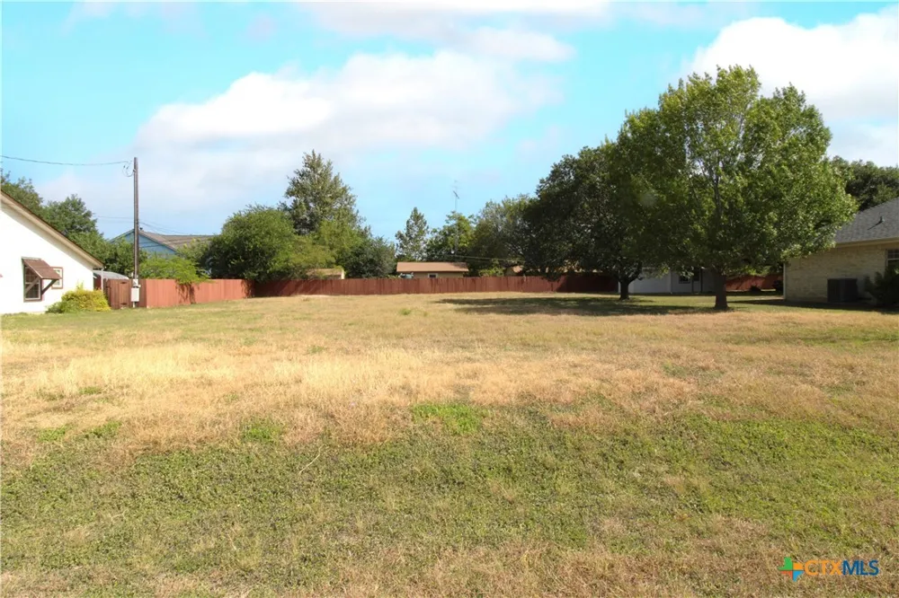 644 Horseshoe Falls Drive Canyon Lake, TX 78133