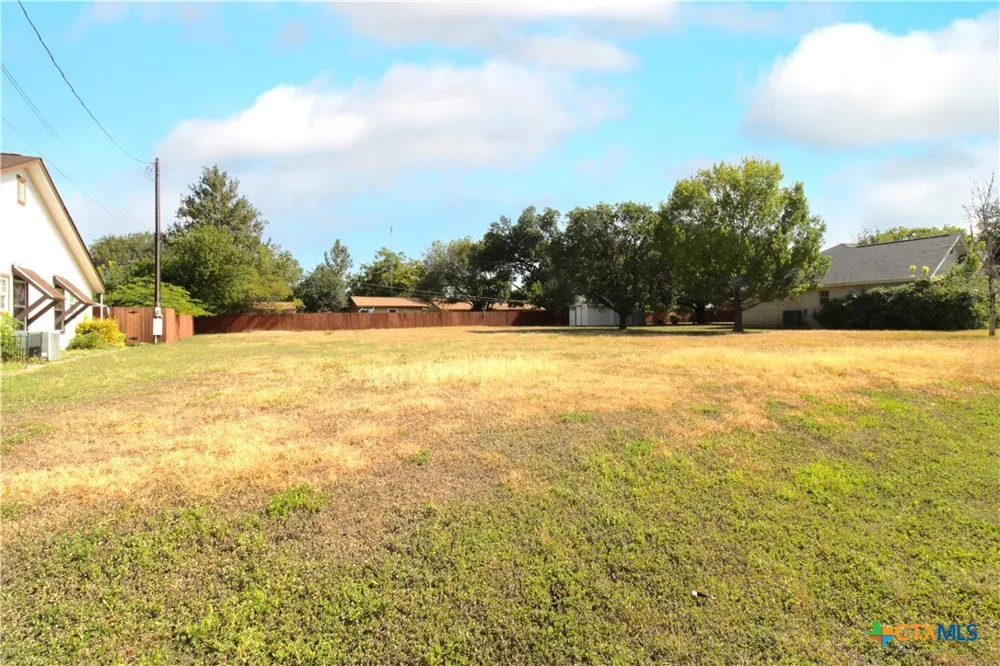 644 Horseshoe Falls Drive Canyon Lake, TX 78133
