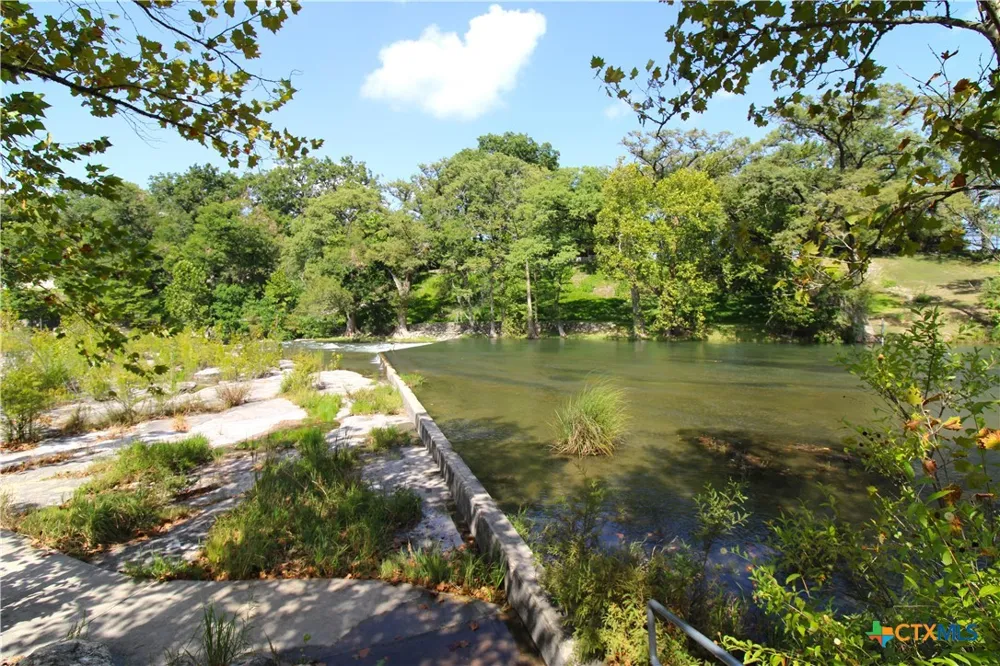 644 Horseshoe Falls Drive Canyon Lake, TX 78133
