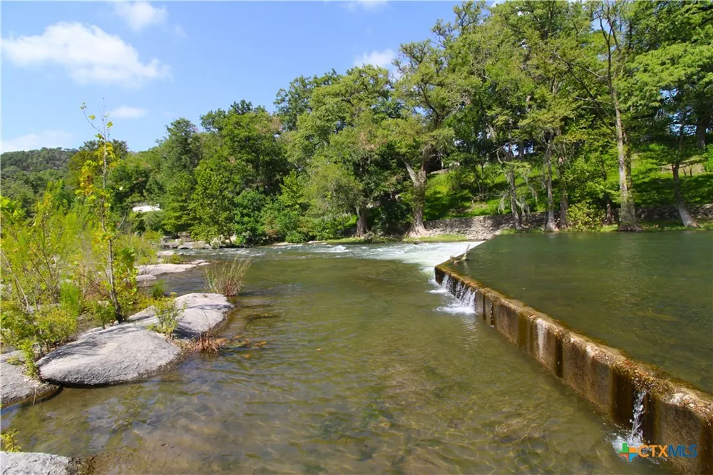 644 Horseshoe Falls Drive Canyon Lake, TX 78133
