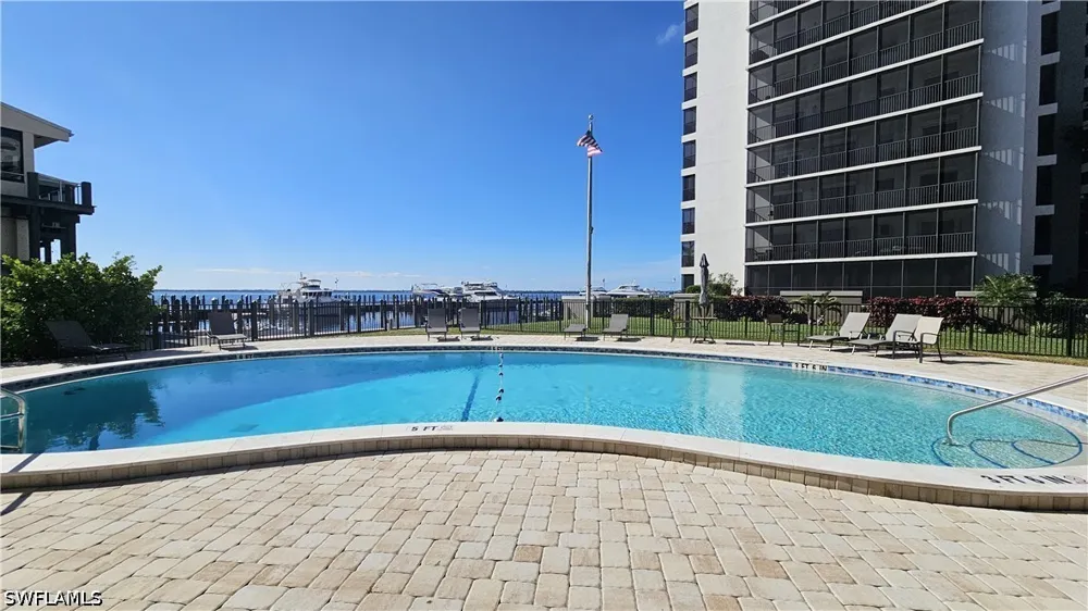 W 1st Street #303 Fort Myers, FL 33901