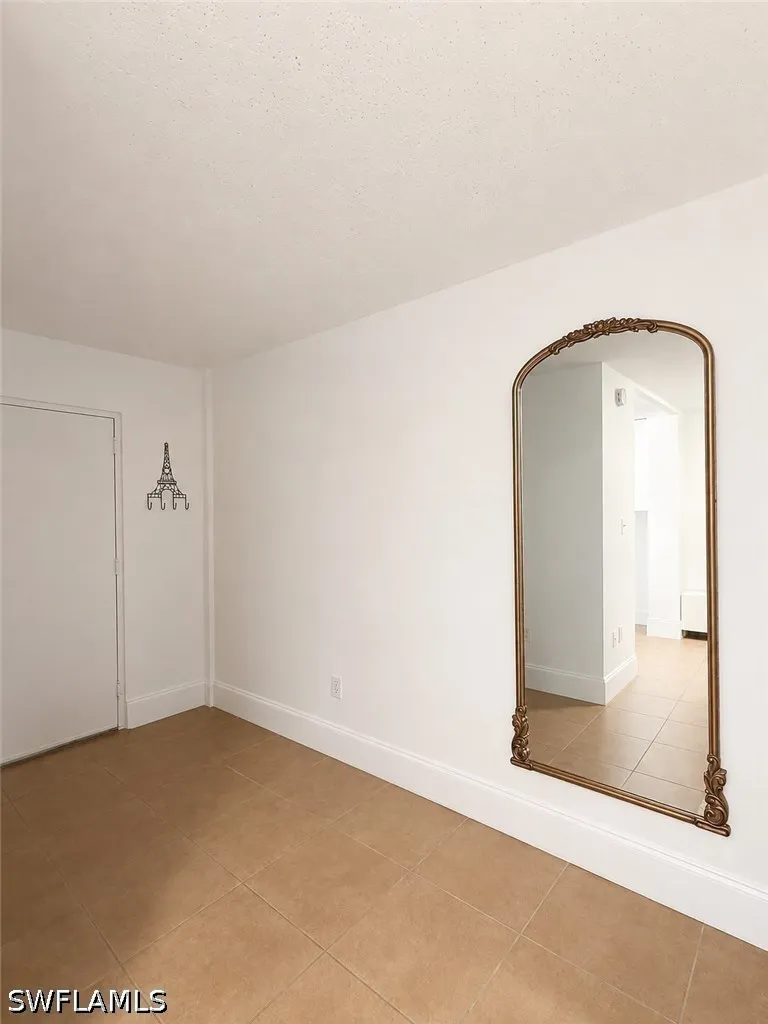 W 1st Street #303 Fort Myers, FL 33901