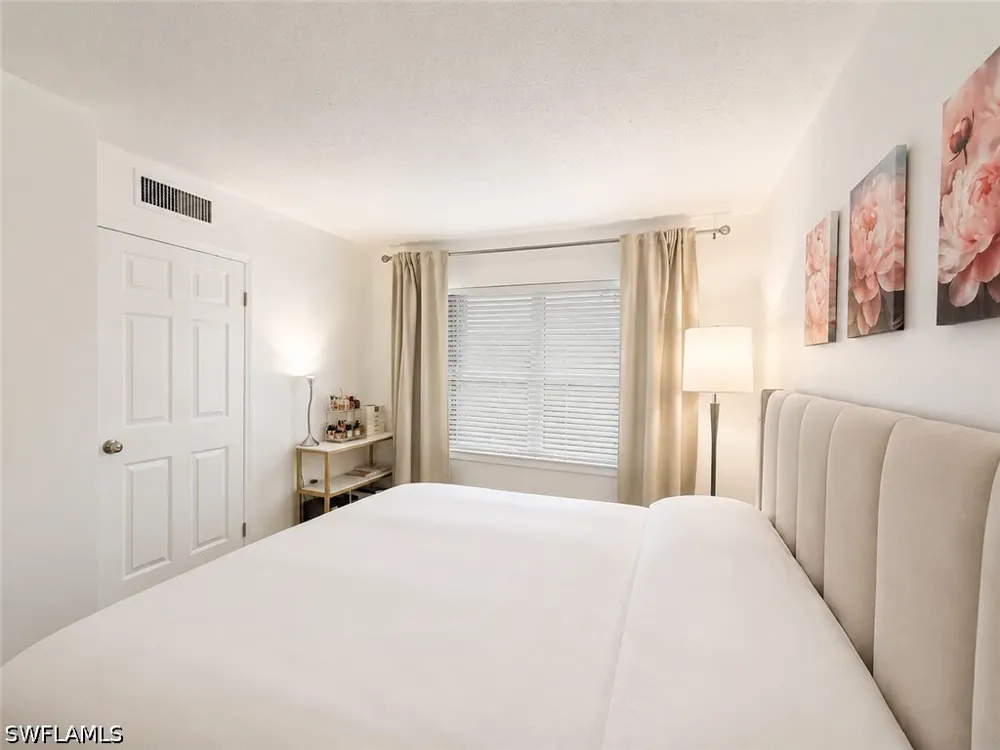 W 1st Street #303 Fort Myers, FL 33901