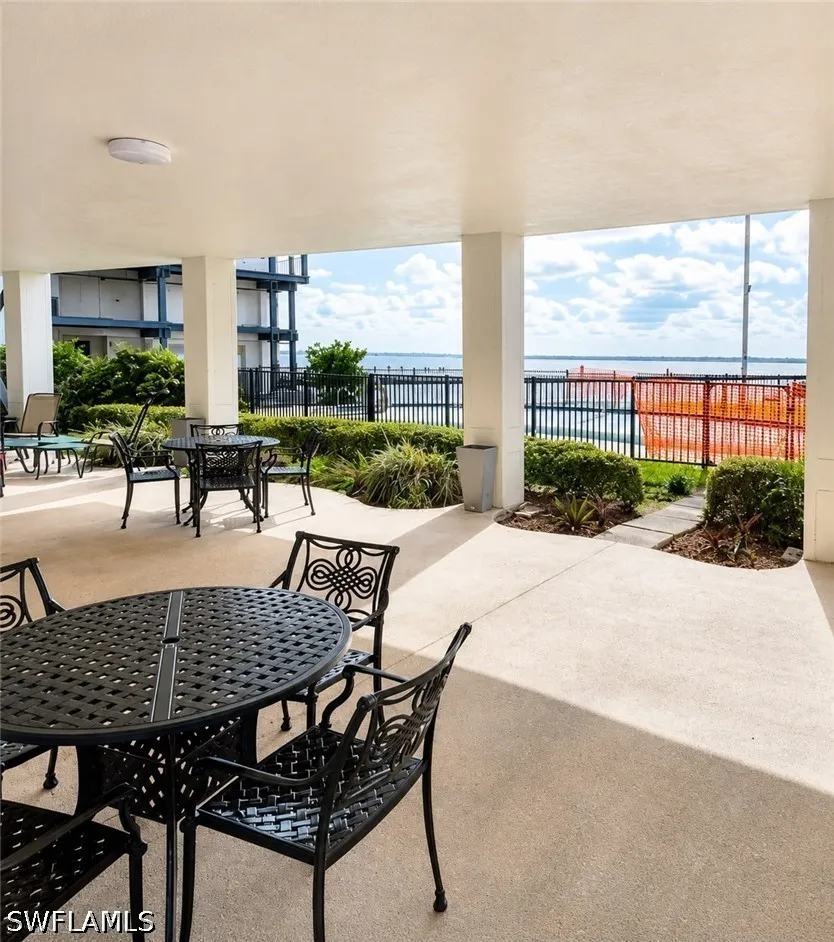 W 1st Street #303 Fort Myers, FL 33901