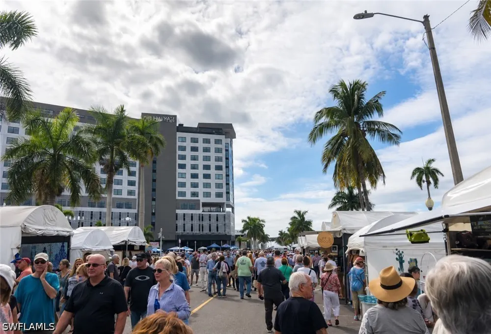 W 1st Street #303 Fort Myers, FL 33901