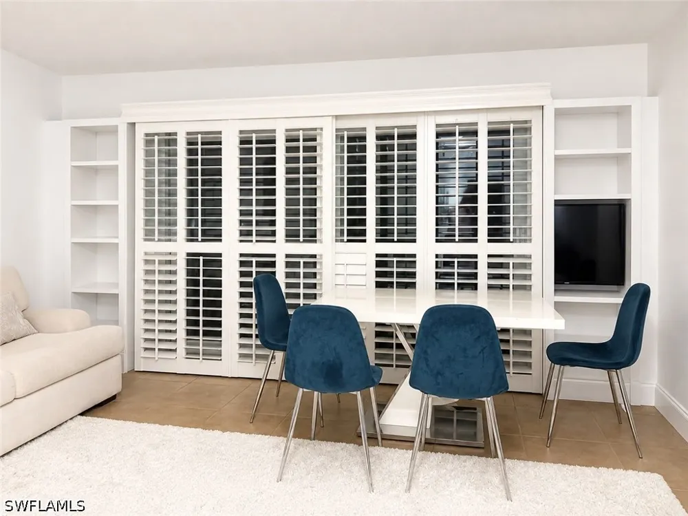 W 1st Street #303 Fort Myers, FL 33901