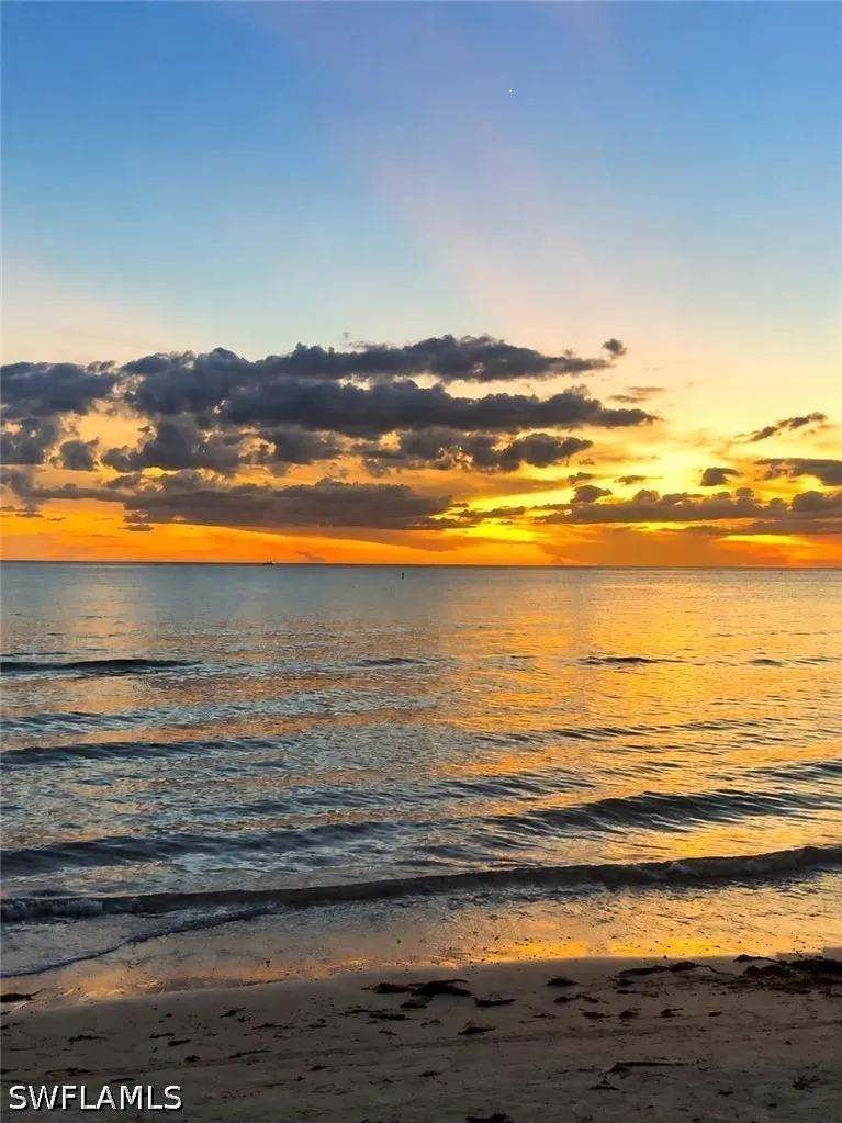 W 1st Street #303 Fort Myers, FL 33901