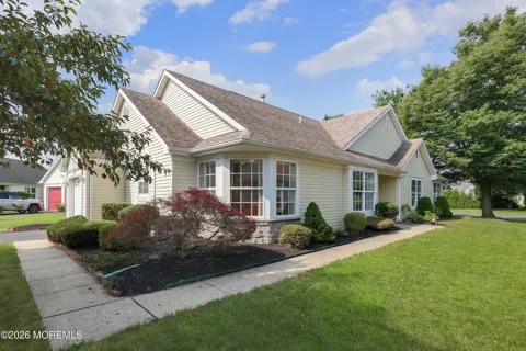 2538 Ridgemont Court
