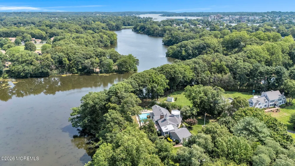 15 Page Drive Red Bank, NJ 07701