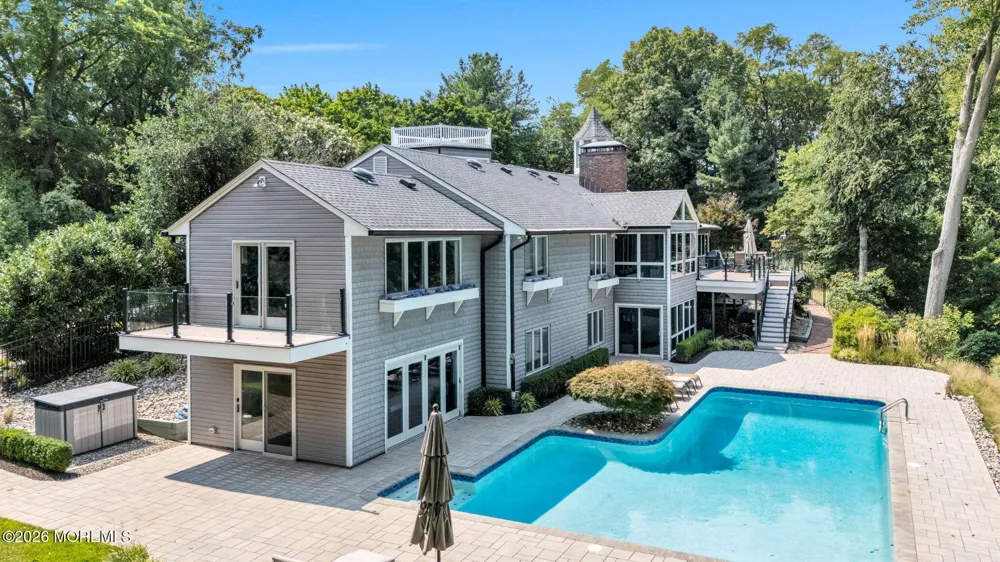 15 Page Drive Red Bank, NJ 07701