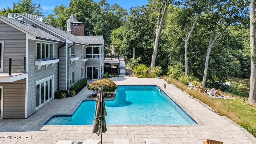 15 Page Drive Red Bank, NJ 07701