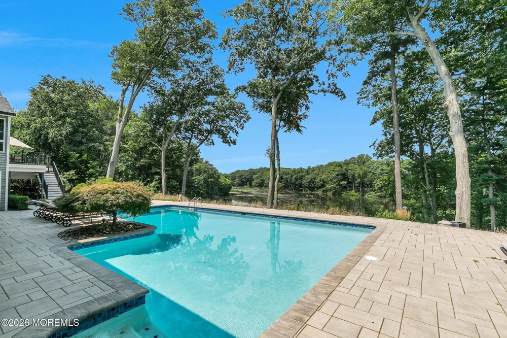 15 Page Drive Red Bank, NJ 07701